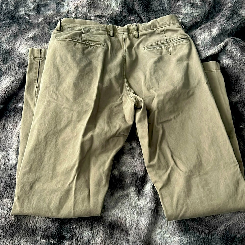 Green J. Crew Urban Slim Pants - 30x32 - Picture 2 of 3